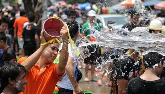 Songkran waterfestival koh tao