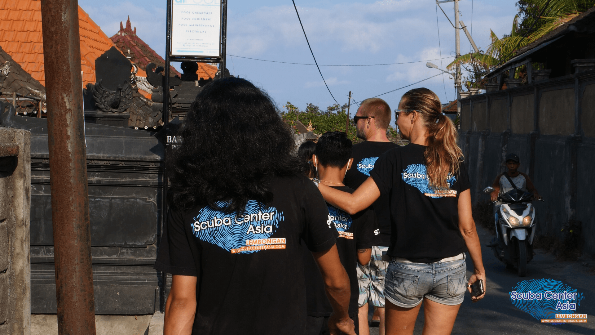 Project Aware encourages sustainability, responsibility and accountability in all its courses. Producing divers that are more aware of their actions