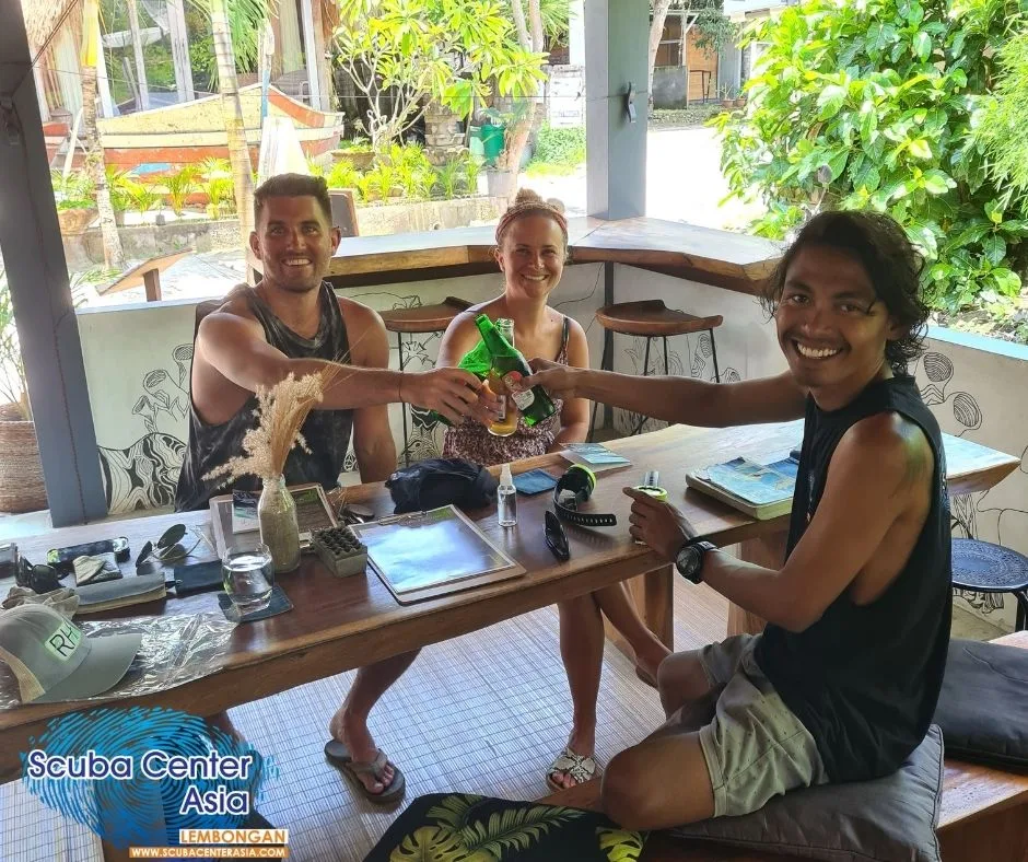 The Lounge Bar Lembongan