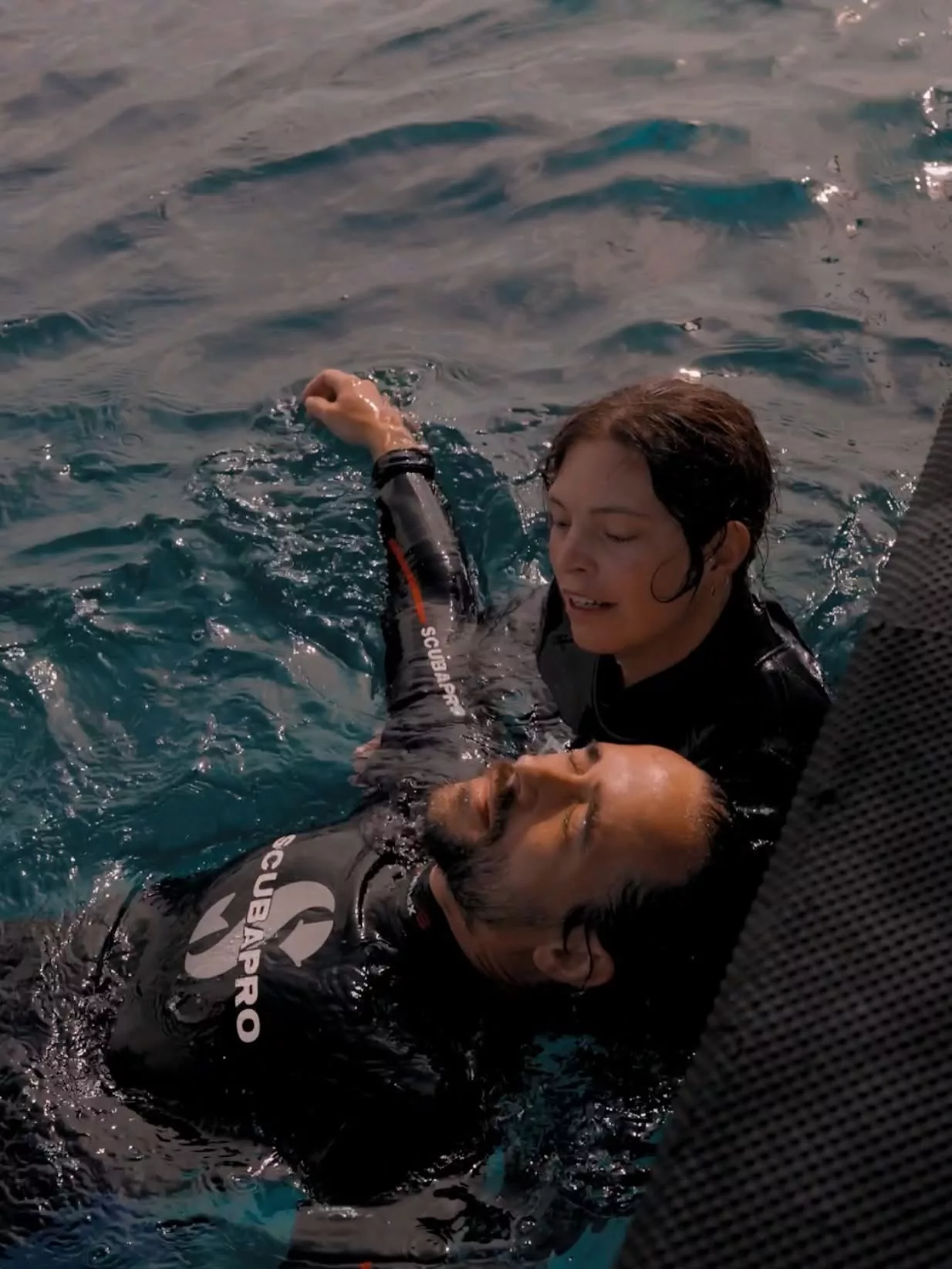 PADI Rescue diver course drill at Scuba Center Asia