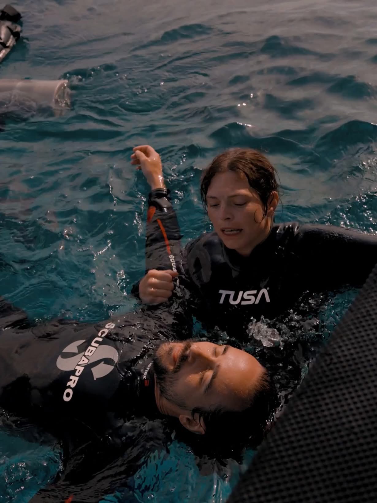 PADI Rescue diver course drill at Scuba Center Asia